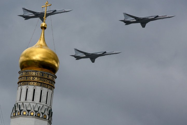 Three Tupolev Tu-22M3 bombers of Russian Air Force (Photo: aviation-images.com via Getty Images) Three Tupolev Tu-22M3 bombers of Russian Air Force (Photo: aviation-images.com via Getty Images)