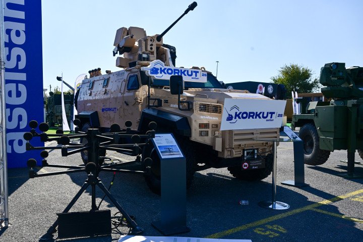 The KORKUT 25 mm close air defense system displayed at SAHA EXPO 2024 in Istanbul, Türkiye. (Source: Getty Images)