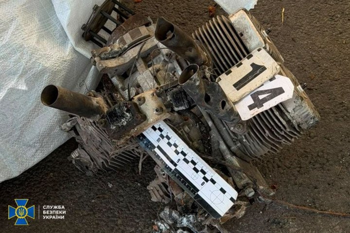 The engine of a Russian Geran-2 drone recovered by investigators after the attack on the Kyiv Pechersk Lavra. (Source: SBU)
