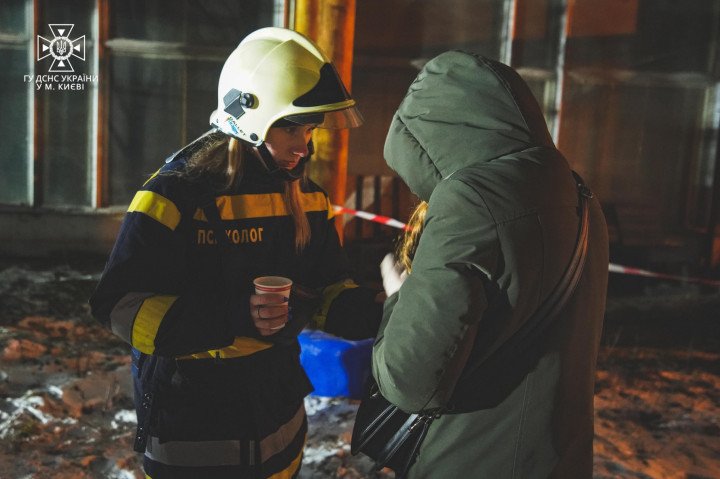 Liubov Kirnos, Head of Kyiv’s Psychological Support Department at SESU, working at a Russian strike site in Kyiv. Photo: The State Emergency Service of Ukraine (SESU) Liubov Kirnos, Head of Kyiv’s Psychological Support Department at SESU, working at a Russian strike site in Kyiv. Photo: The State Emergency Service of Ukraine (SESU)