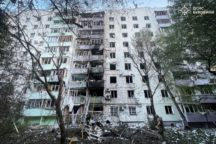 A multi-story residential building in Chernivtsi riddled with shrapnel and debris after the July 12 attack. (Source: SES of Bukovyna) A multi-story residential building in Chernivtsi riddled with shrapnel and debris after the July 12 attack. (Source: SES of Bukovyna)