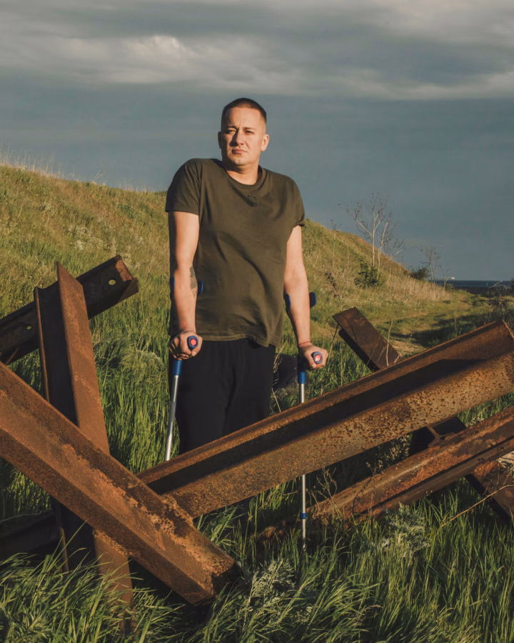 Vadym Lietunov on crutches at a rehabilitation center in Odesa after losing a toe during frontline combat. (Source: Alessio Mamo/The Guardian)