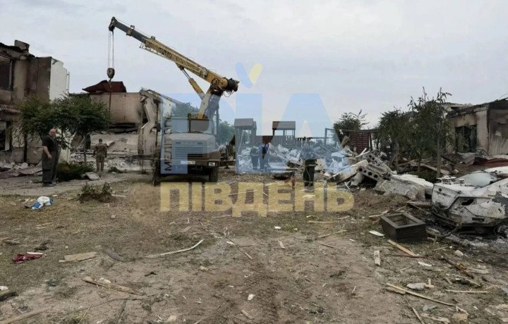 Damage to the Aleon recreation center in temporarily occupied Kyrylivka, Zaporizhzhia region, following a Ukrainian strike in July 2026. (Source: RIA Pivden)