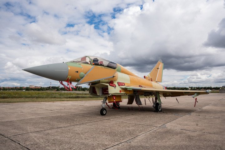 Vista en detalle del primer caza Eurofighter del programa Halcón I en la planta de ensamblaje de Airbus en Getafe (Madrid), antes de iniciar sus pruebas de motor. (Foto: Airbus Defence)