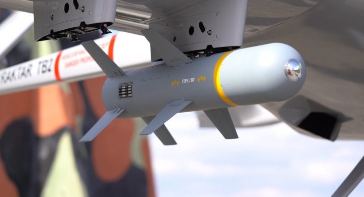 Close-up of a Turkish MAM-L precision-guided bomb mounted on a Bayraktar TB2 drone. (Source: Roketsan)