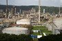 A Bharat Petroleum Corp. oil refinery in Mumbai, India. (Source: Getty Images)