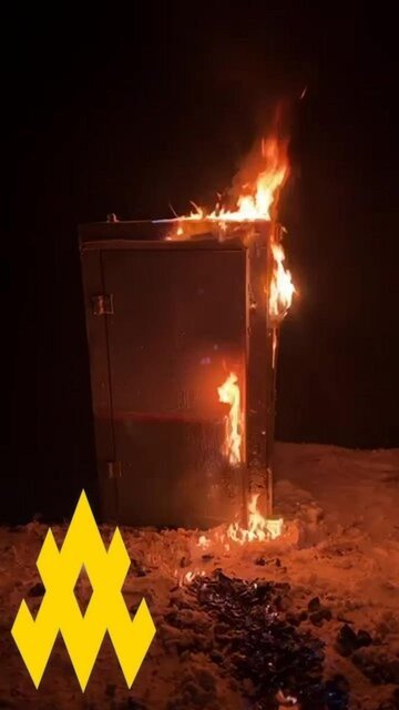 Agents of the Atesh movement carried out a sabotage operation, destroying a transformer cabinet on a railway line in Russia’s Smolensk region. (Source: Atesh/Telegram) Agents of the Atesh movement carried out a sabotage operation, destroying a transformer cabinet on a railway line in Russia’s Smolensk region. (Source: Atesh/Telegram)