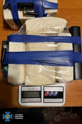 Following instructions from Russian intelligence agents, one group of agents produced improvised IEDs and hid them. (Source: SBU) Following instructions from Russian intelligence agents, one group of agents produced improvised IEDs and hid them. (Source: SBU)