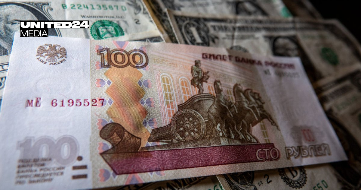 Russians Transfer Record 600 Billion Rubles to Foreign Brokers to Move Capital Abroad